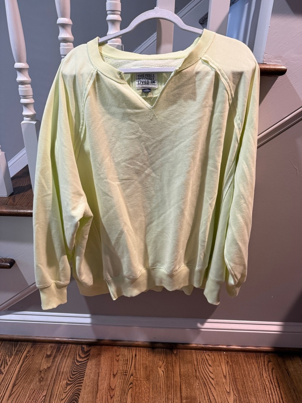 American Eagle Outfitters Pale Yellow Pullover Sweatshirt